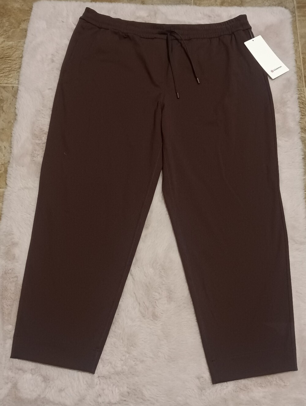Lululemon Tapered-Leg Mid-Rise 7/8 Pant *Luxtreme